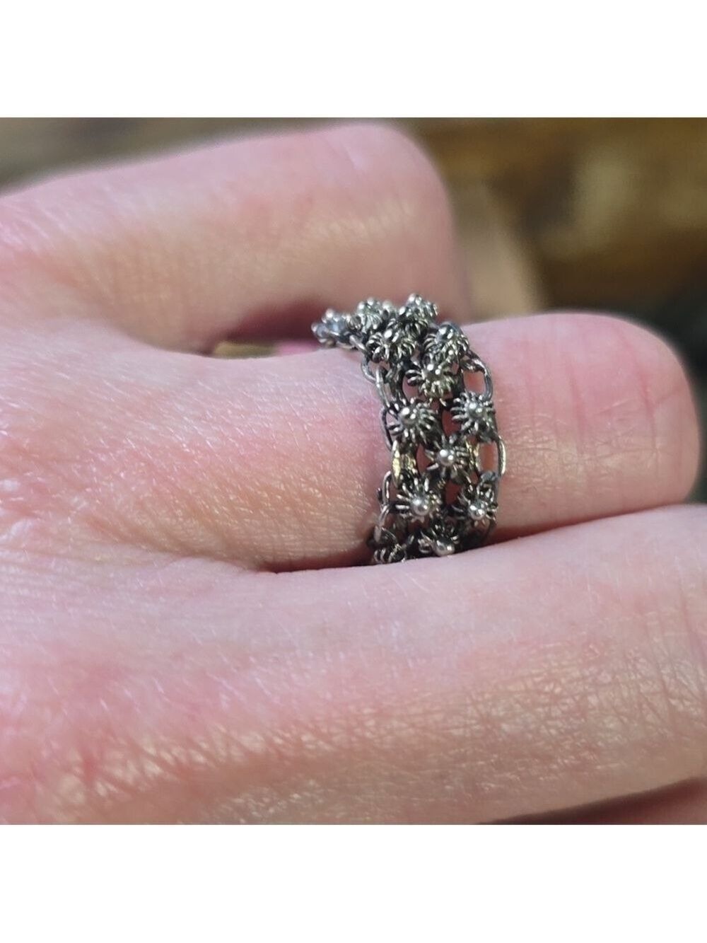 Vintage Handmade Chain Link Ring With Tiny Flower Detail Size 7